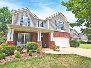 112 Morning Dew Ln, Mount Holly, NC 28120