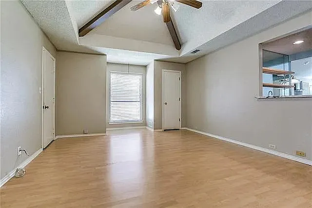 1207 Mistywood Ln — Photo 12