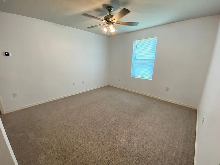 204 Gladiola Ct — Photo 11