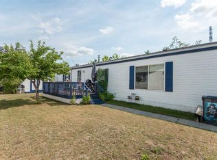 37543 W England Way #337, Red Deer County, AB T4S2C3