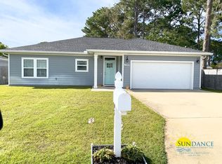 2205 Wind Trace Rd N, Navarre, FL 32566