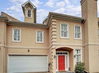 1718 Nantucket Dr, Houston, TX 77057