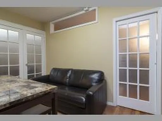 Rented by Tamara Cohen, LREB | media 12