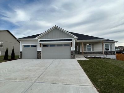 2344 NE Colonnade Ave, Blue Springs, MO, 64029