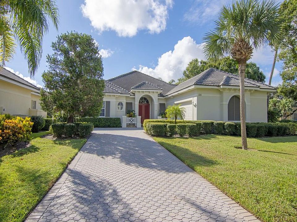 1st image of 110 Island Cottage Ln