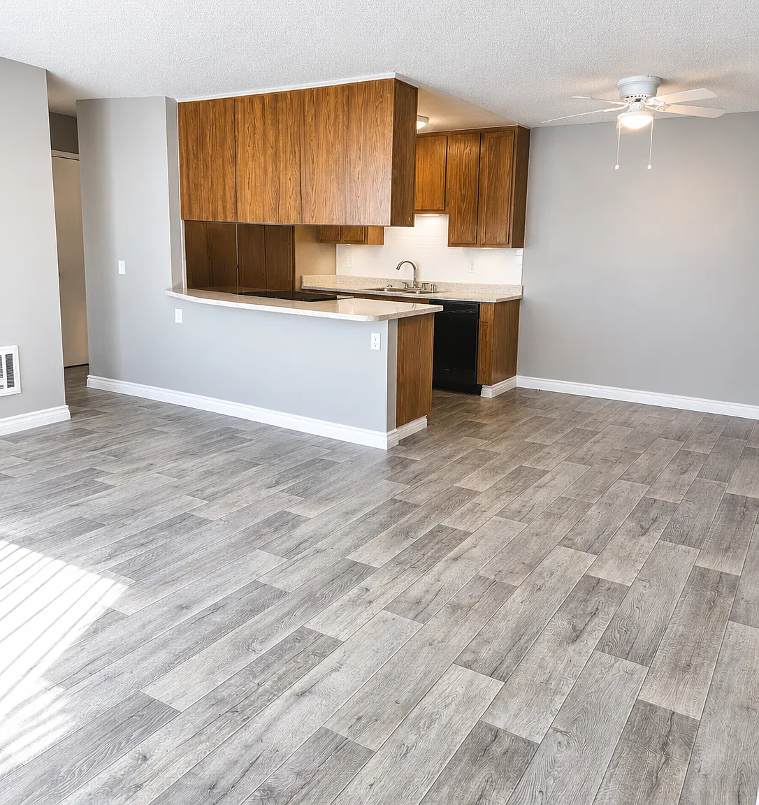 Woodside Apartments — Photo 4
