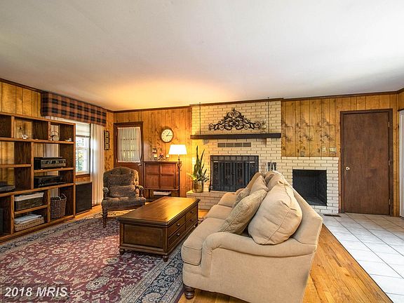4th image of 2711 Elizabeth Dr