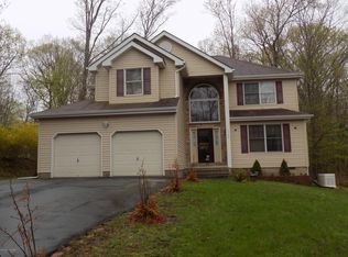 1167 Park Dr, East Stroudsburg, PA