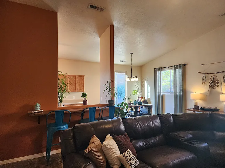 2164 W 970 N — Photo 7