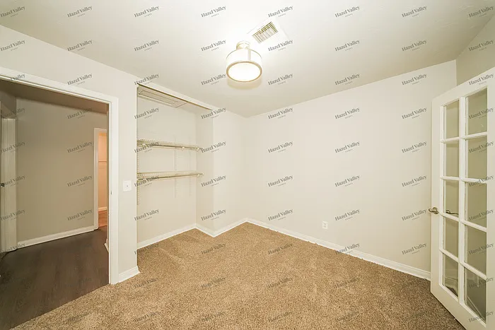 2749 Indian Creek Blvd — Photo 8