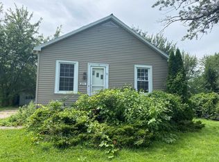 3120 Hampshire Rd, Erie, PA 16506