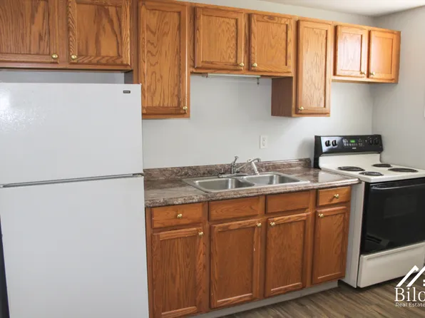 330 School Street, 330 School St APT 1, Pawtucket, RI 02860