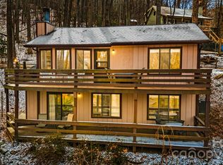 76 Shirley Dr, Maggie Valley, NC 28751