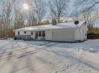 10 South St, Plainfield, CT 06374