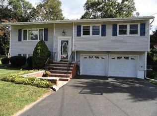 57 Leonard Rd, Butler, NJ 07405