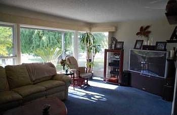 2nd image of 1571 Greenfield Dr