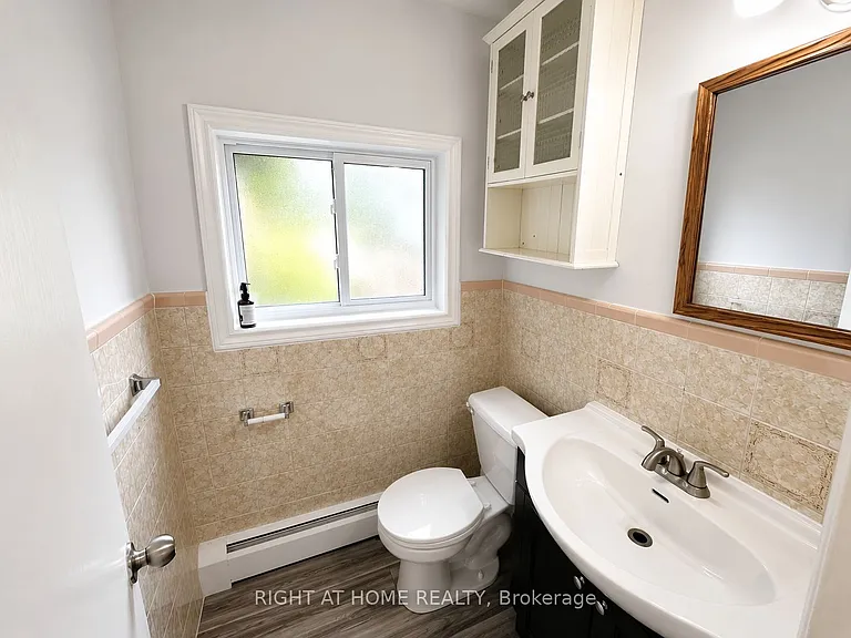 238 Burnside Dr — Photo 9