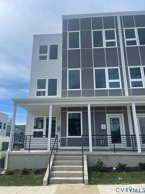 1st image of 206 W 14th St
