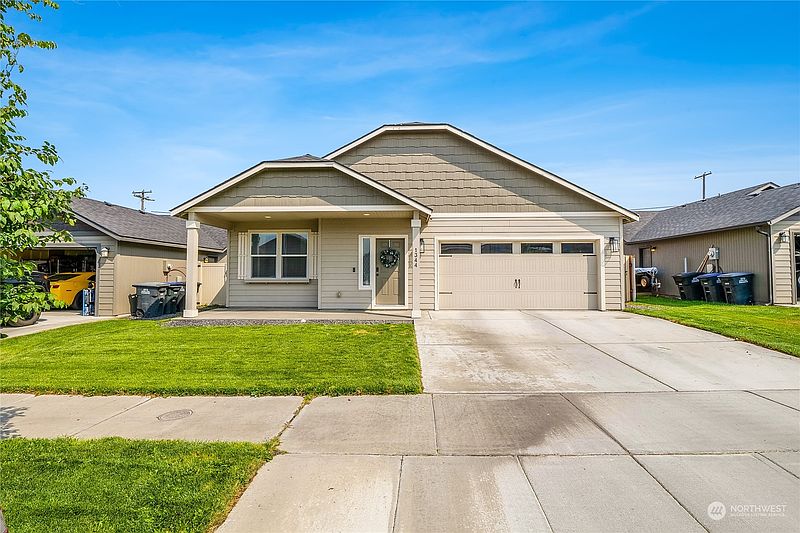 2nd image of 1344 E Nen Drive