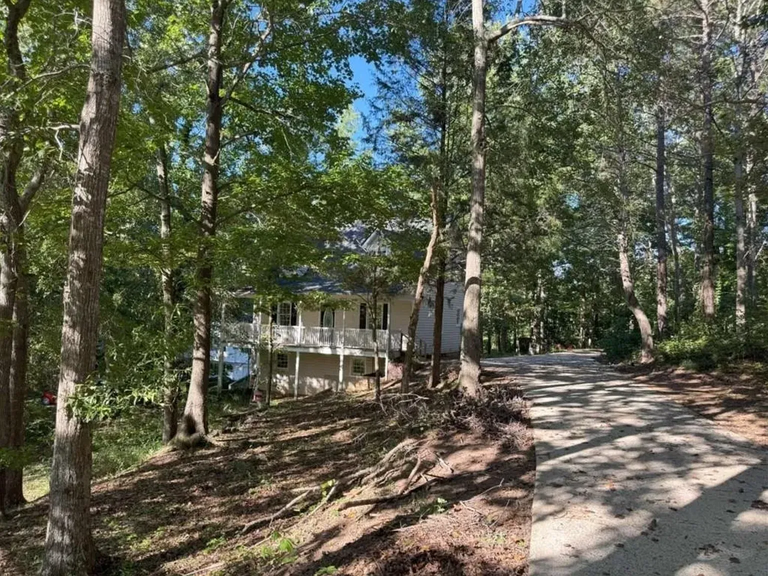 3 bed, 2.5 bath, 1904 sqft, $2,499 — Photo 4