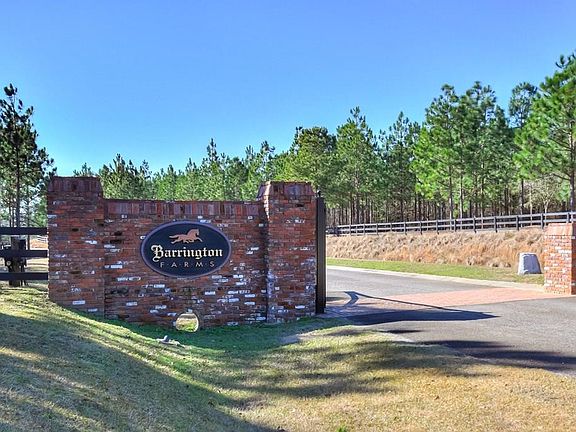 3rd image of 2-6 Barrington Farms Dr