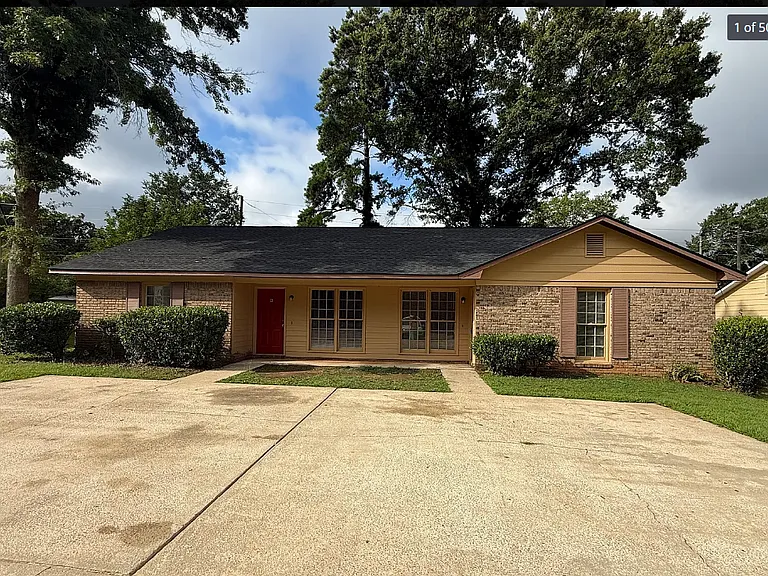 104 Peachtree Ct #A — Photo 7