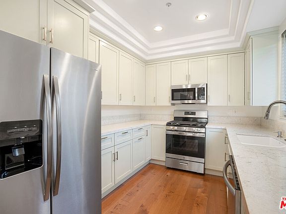 3rd image of 11743 Kiowa Ave APT 201