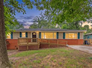 419 Fleetwood Dr, Rossville, GA 30741