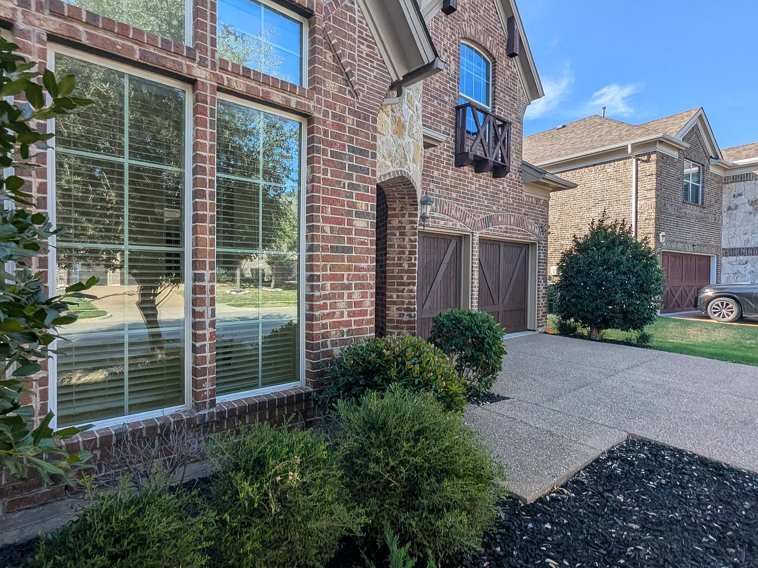 4 bed, 3.5 bath, 3388 sqft, $3,475 — Photo 3