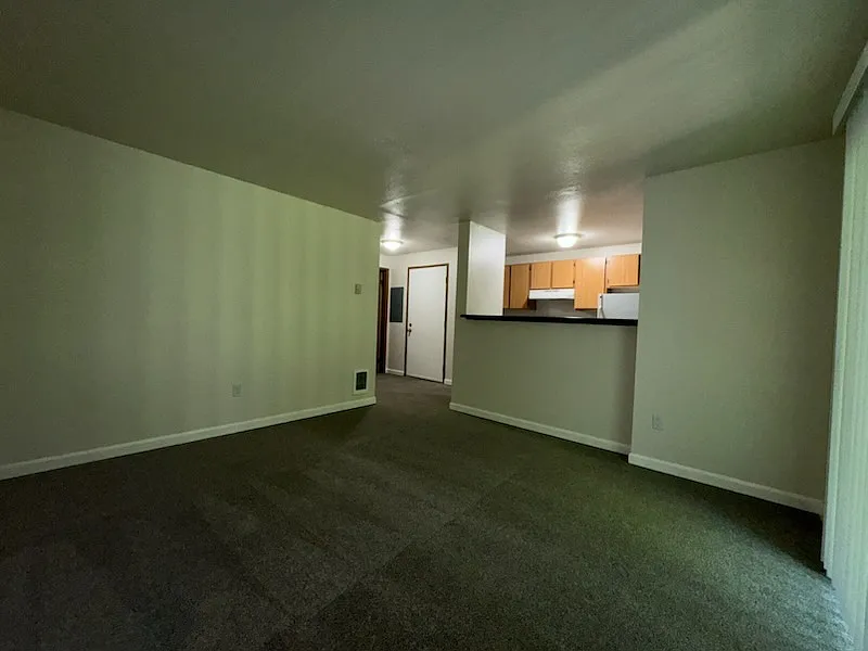 7656 Merastone Ln NE — Photo 3