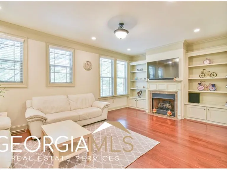 847 Millwork Cir — Photo 4