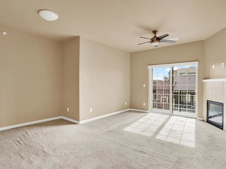 1144 Rockhurst Dr #401 — Photo 4