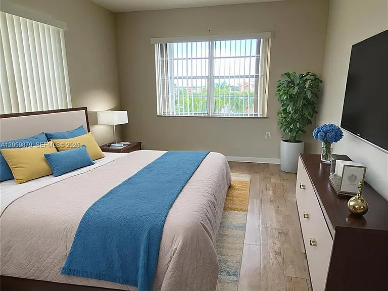 9350 Fontainebleau Blvd #602 — Photo 19