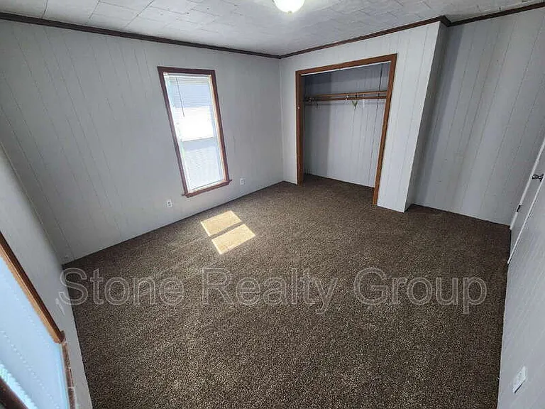 957 S Main St #2 — Photo 5