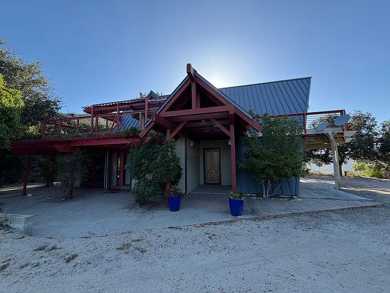 1012 Upper Los Berros Rd — Photo 2