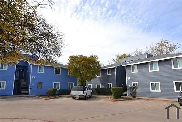 3 bed, 1150 sqft, $926 — Photo 3