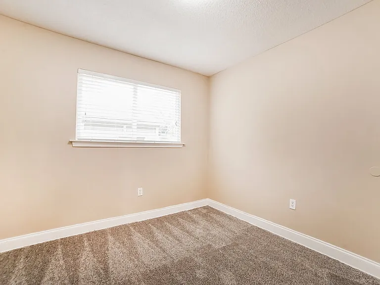 732 Charter Oak Dr — Photo 11