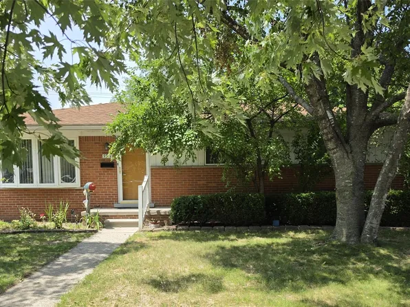 9971 Merriman Rd, Livonia, MI 48150