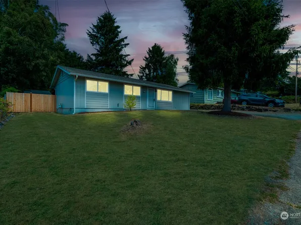 2426 SW 328th Street, Federal Way, WA 98023