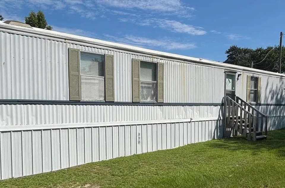 111 Sellers Dr