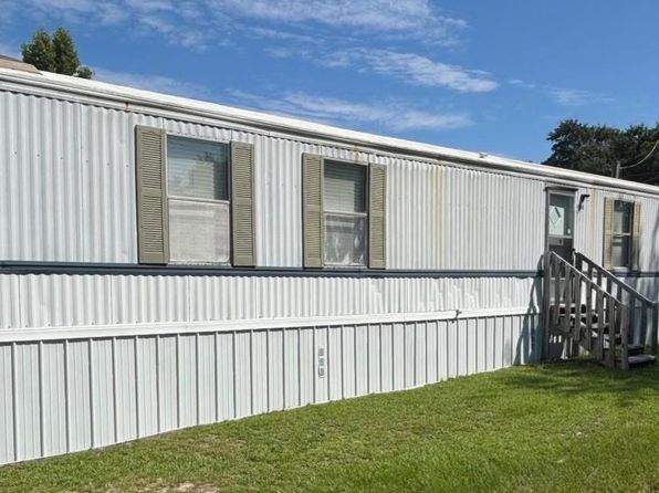 111 Sellers Dr