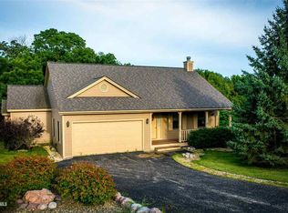 165 Blackhawk Trce, Galena, IL 61036