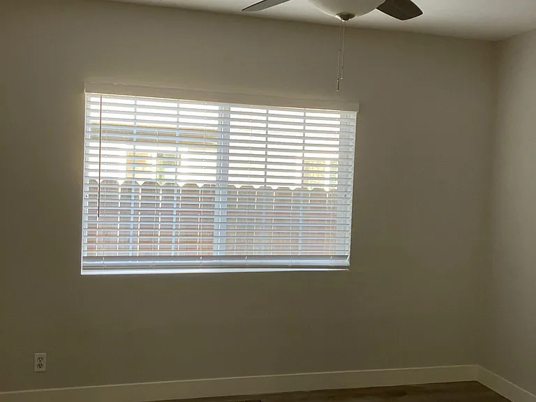 1536 Jefferson Ave — Photo 10