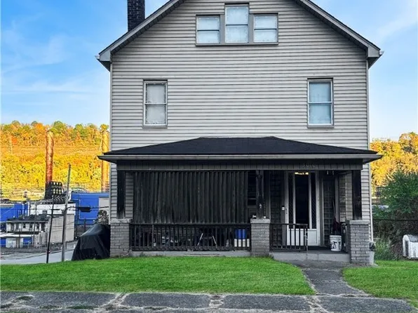 3010 Orchard St, Weirton, WV 26062
