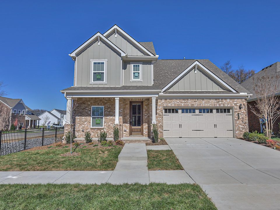 1st image of 560 Triple Crown Cir