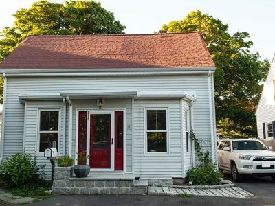 11 Porter Pl, Swampscott, MA, 01907