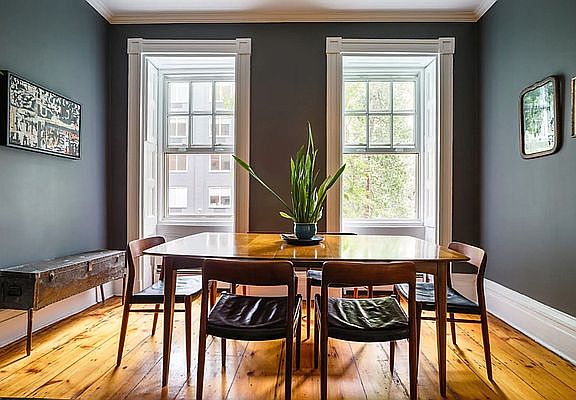 4th image of 102 E 10th St #2