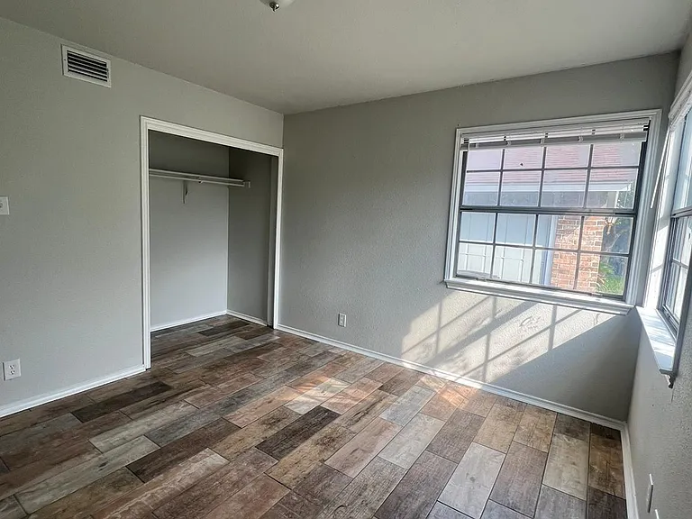 5706 Wood Oak — Photo 10