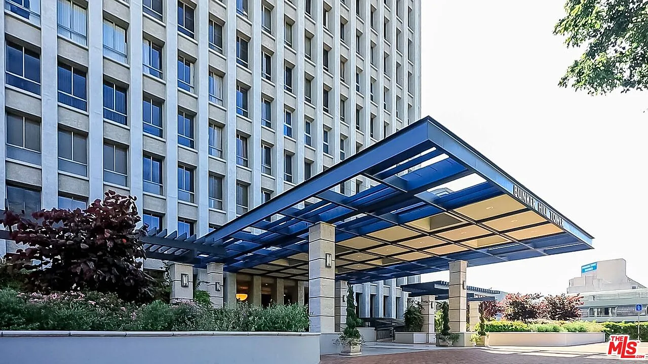 1 bed, 1.0 bath, 762 sqft, $2,600 — Photo 3