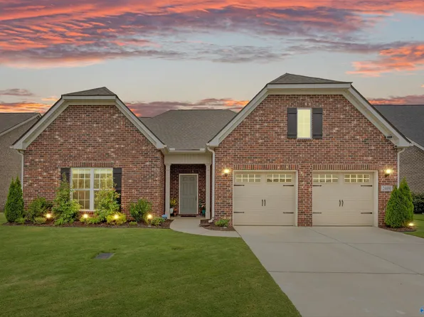24490 Beacon Cir, Athens, AL 35613